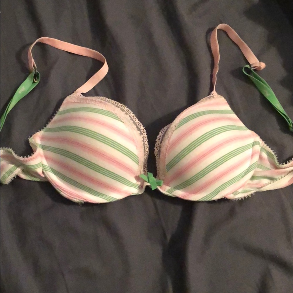 💜 Victoria’s Secret Pout Push-up Bra